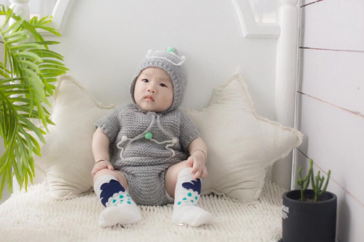 敦煌七个月宝宝脚长